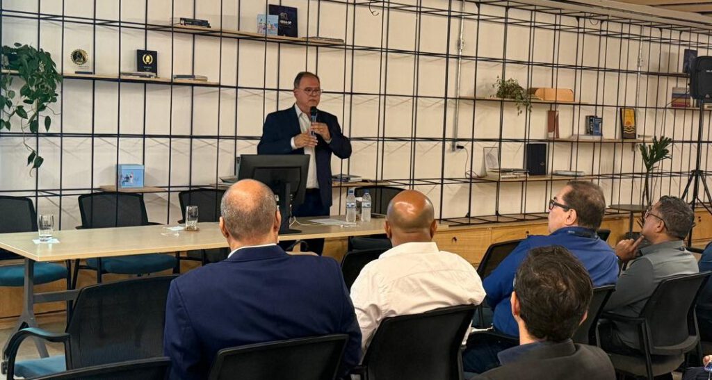 Reunião-comitê-de-energia-solar-fotovoltaica-3