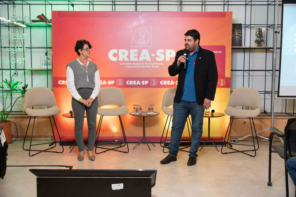 Eng. Ftal. José Walter Figueiredo (à dir), Eng