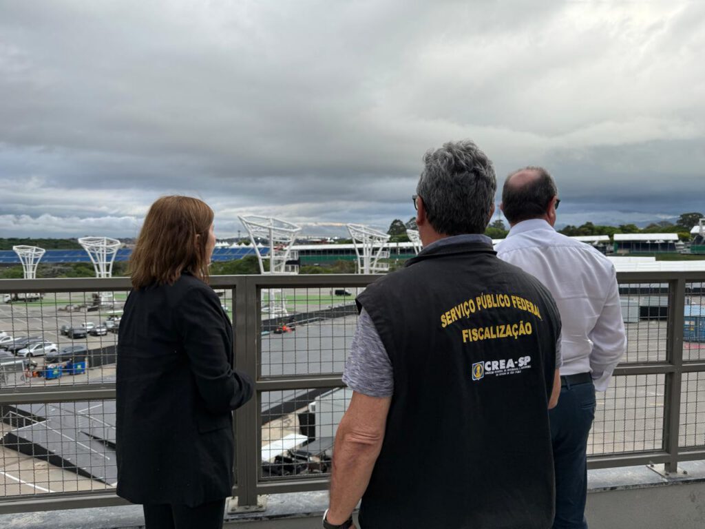 Tecng. José Paulo Garcia; Eng. Marcelo Perrone; Eng. Luis Ernesto Morales; Eng. Ligia Mackey e Eng