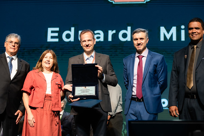 Láurea-ao-Mérito-3