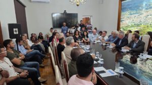 Prefeitura de Bragança Paulista promove reunião sobre turismo náutico e intervenções da Sabesp nas represas paulistas (1)