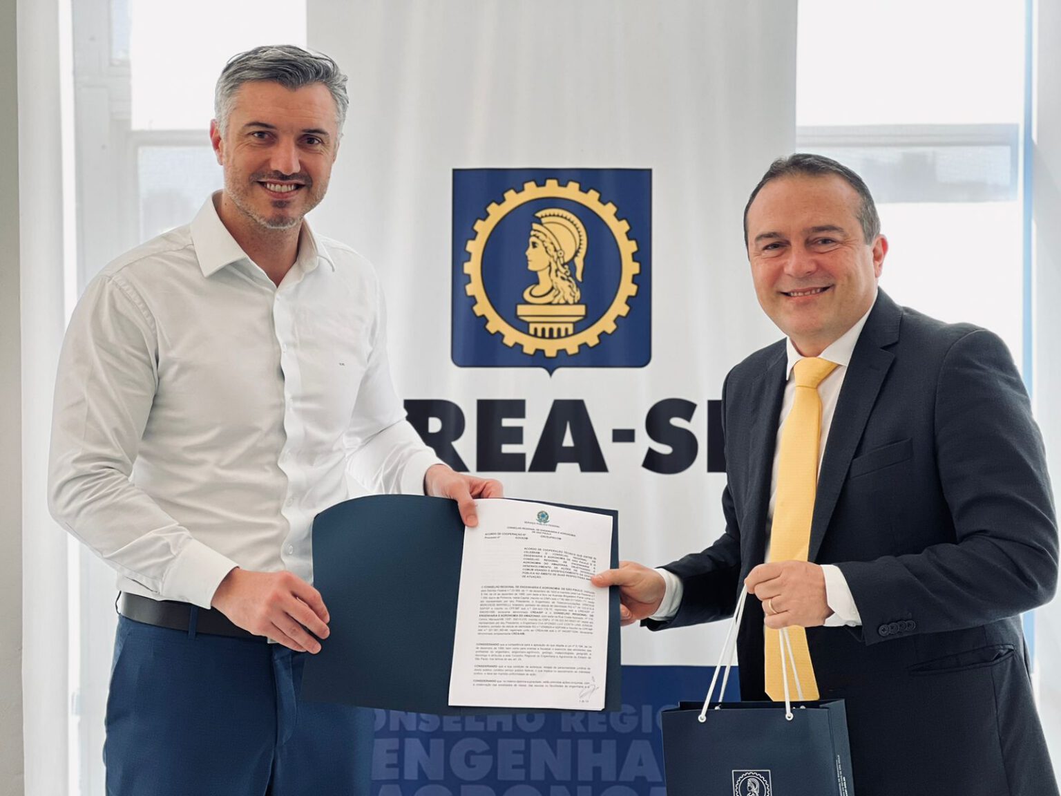 Reunião-Crea-SP-e-AM(3)