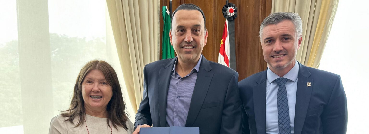 Reunião-Palácio-dos-Bandeirantes (2)