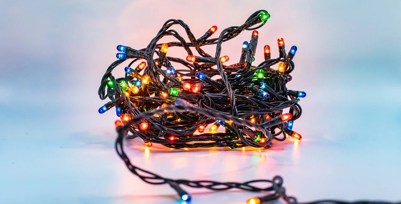 christmas-lights-7672441_1280