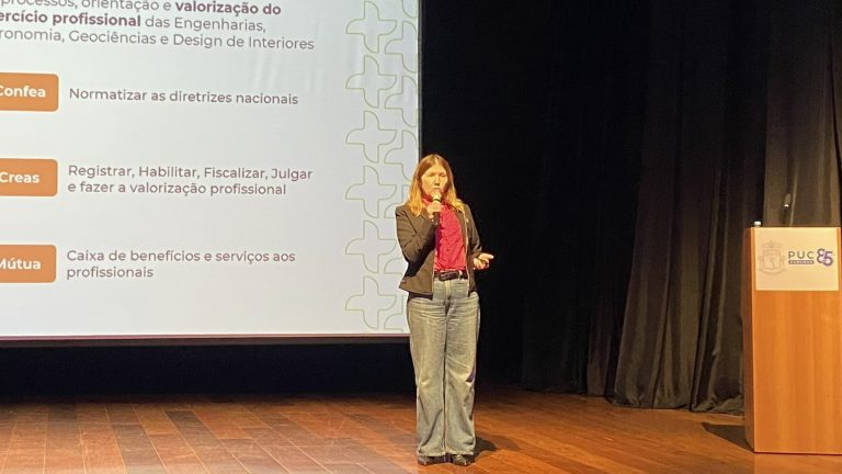 Lígia Mackey na PUC2